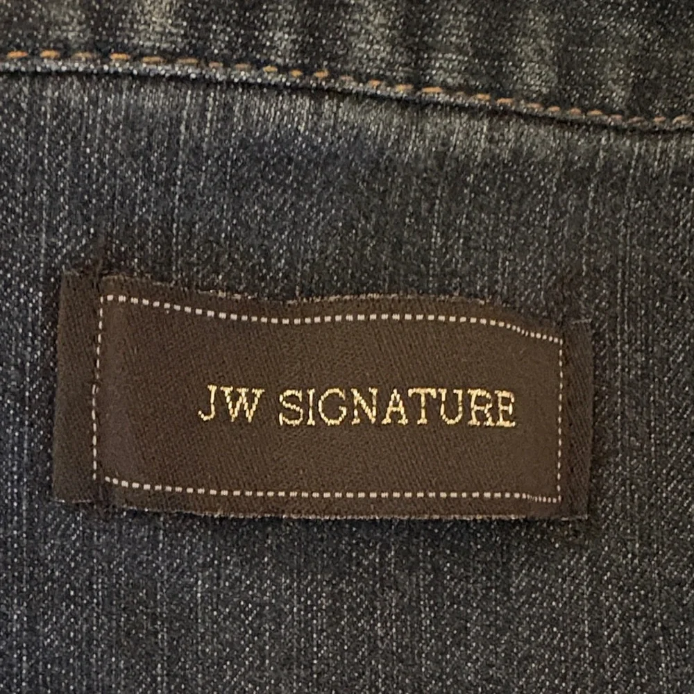 Denim Sleeveless Vest - Picture 8 of 11